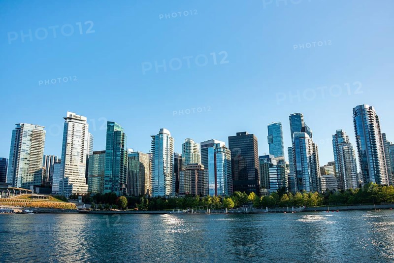 Skyline, skyscrapers on the promenade, Coal Harbour, Vancouver, British Columbia, Canada