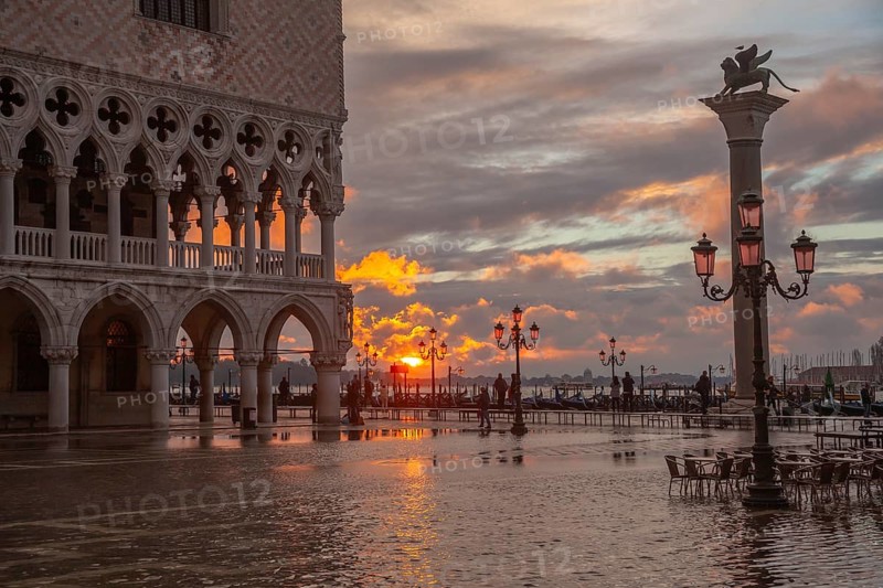 Sunrise through the Arches of Doge's Palace in Piazzetta San Marco, Venice, Veneto, Italy