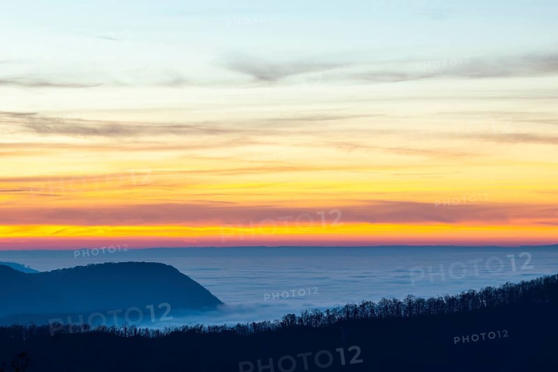 Inversion weather, fog, sunset, autumn, Breitenstein, Ochsenwang, Swabian Alps, Baden-Württemberg, Germany
