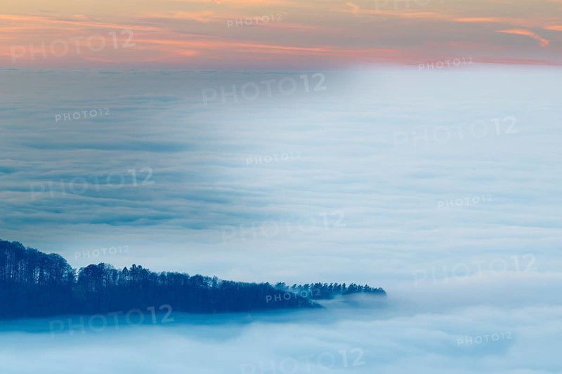 Inversion weather, fog, autumn, Breitenstein, Breitenstein, Ochsenwang, Swabian Jura, Baden-Württemberg, Germany
