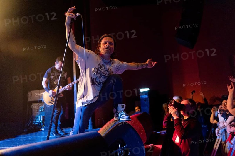 Keith Caputo, singer of Life of Agony, live on 30 Years of Ugly Tour at Berlin's Columbia Theater on 11.11.2025