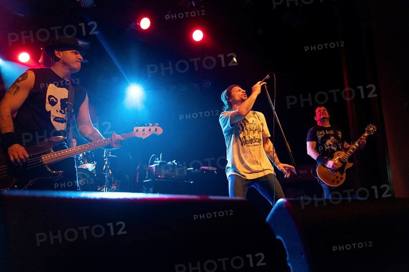 Alan Robert, bassist, Keith Caputo, singer, Joey Z., guitarist of Life of Agony, live on 30 Years of Ugly Tour at Berlin's Columbia Theater on 11.11.2025