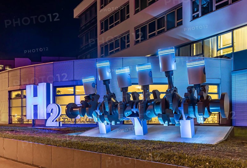 Automotive supplier Mahle. The piston shaft in front of the head office was supplemented by an H2 oil sculpture. It represents the company's expertise in the research and development of fuel cells. Stuttgart, Baden-Württemberg, Germany