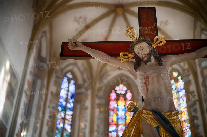 Interior view, Jesus on the Cross, City Church, Bietigheim-Bissingen, Baden-Württemberg, Germany