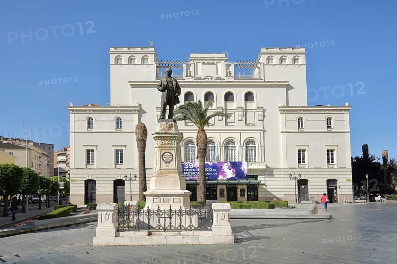 Monument with statue of Don Jose Moreno Nieto in front of the Lopez de Ayala Theatre, Plaza Minayo, Badajoz, Extremadura, Spain