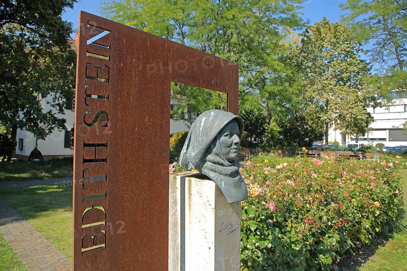 Memorial to Edith Stein, inscription, stele, bust, head, Edith-Stein-Platz, Landau in der Pfalz, Rhineland-Palatinate, Germany