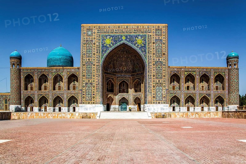 Tillakori Madrasah, Registan Square, ensemble of three madrasas, Samarkand, Uzbekistan