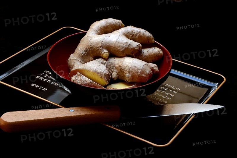 Ginger, ginger root in tea bowl, Zingiber officinale, tea preparation