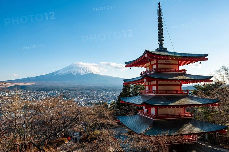 Five-story pagoda of a Shinto Shrine, Chureito Pagoda, with views of Fujiyoshida City and Mount Fuji Volcano, Arakura Fuji Sengen Shrine, Arakurayama Sengen Park, Yamanashi Prefecture, Japan