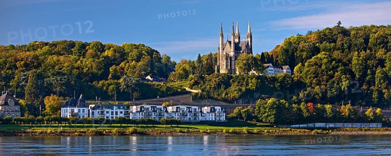 Pilgrimage Church of St. Apollinaris, also Apollinaris Church on the Apollinarisberg in Remagen with the river Rhine, Rhineland-Palatinate, Germany