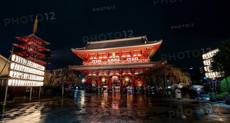 Illuminated five-story pagoda and main hall of Asakusa Shrine or Senso-ji Temple, at night, Buddhist temple complex, Asakusa, Tokyo, Japan