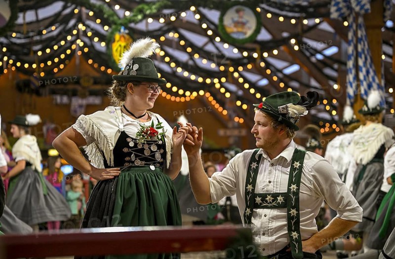 Traditional traditional costume show at the Tradition party tent, Oide Wies'n, Oktoberfest, Munich, Bavaria, Germany