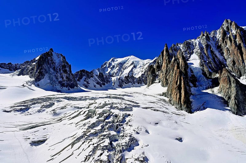 View of the mountains from the Télécabine Panorama Railway, La Tour Ronde, Mont Blanc, Le Mont Blanc du Tacul, in the foreground the glacier du Géant, Chamonix-Mont-Blanc, Haute-Savoie, France