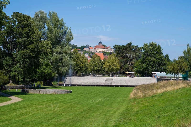 Park with view of Rosenberg Fortress, Landesgartenschau-Park, Kronach, Upper Franconia, Franconia, Bavaria, Germany