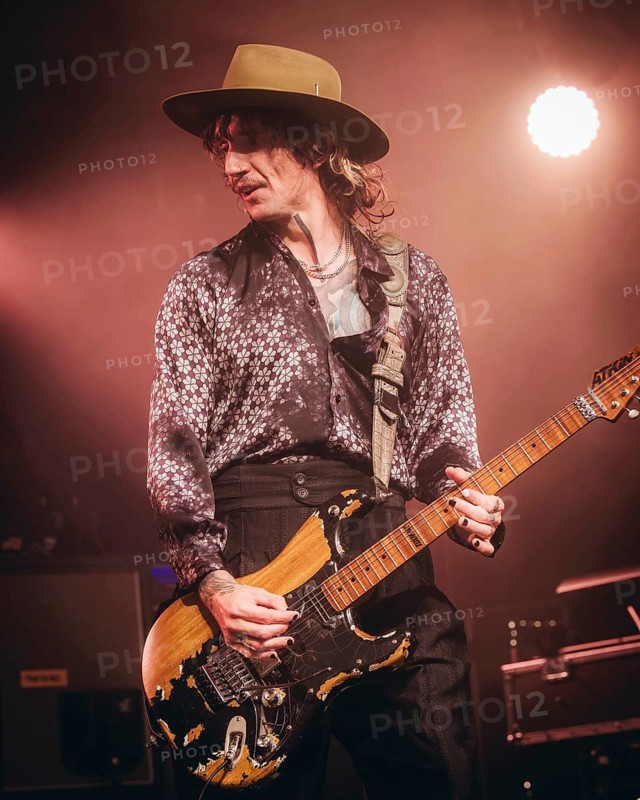 Singer Justin Hawkins from The Darkness live on Dreams On Toast Tour at Metropol Berlin on 10 October 2025