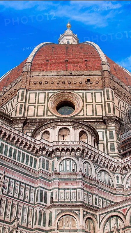 Italy, Landmark Duomo Cathedral in Florence, major tourist attraction in historic center near Ponto Vecchio