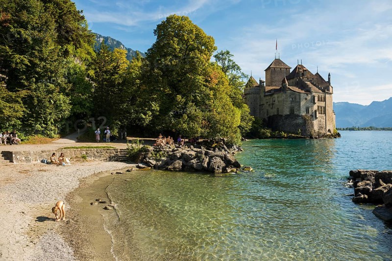 Bathing beach, Château de Chillon, Chillon Castle, near Montreux, Lake Geneva, Lac Léman, Canton Vaud, Switzerland