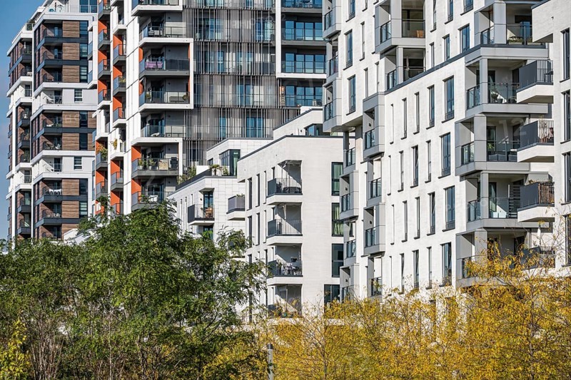 Modern residential neighbourhood along Toulouser Allee, high-rise buildings with flats and offices, on former railway premises, North Rhine-Westphalia, Germany