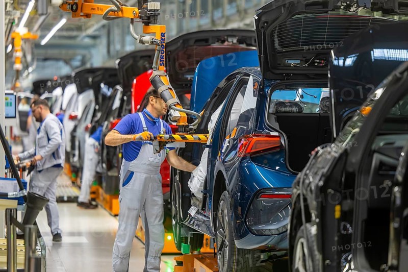 Electric car production in the assembly halls of VW in Zwickau, Zwickau, Saxony, Germany
