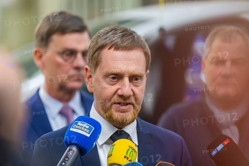 Minister President Michael Kretschmer during his visit to the Volkswagen vehicle plant in Zwickau, Zwickau, Saxony, Germany