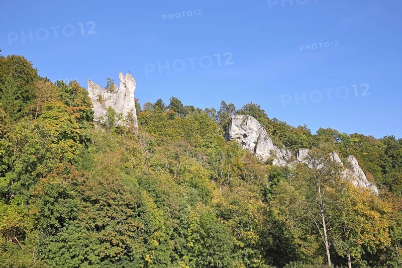 Broken Gutenstein, Neugutenstein and rock formations, rock cliff, rocks, forest, landscape, autumn colours, Inzigkofen, Upper Danube Valley, Swabian Alb, Baden-Württemberg, Germany