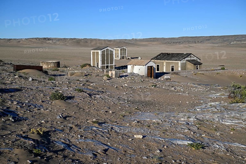 Alte Gebäude in Grillenthal, einst Versorgungsstation für Frischwasser, Diamentensperrgebiet, bei Lüderitz, Region Karas, Namibia