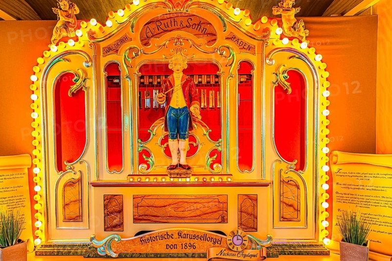 Historic carousel organ, festival meadow, Theresienwiese, Oktoberfest, Munich, Upper Bavaria, Bavaria, Germany