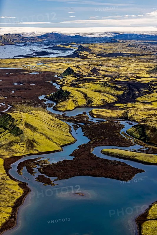 Lakes, river, mountains, mountain landscape, aerial view, sunny, summer, Langisjör, behind Vatnajökull, Icelandic Highlands, Iceland