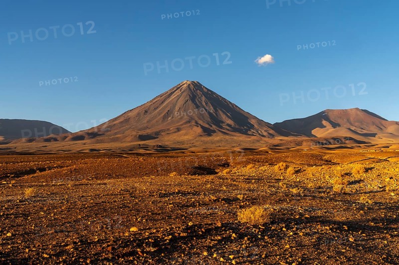Licancabur volcano at dusk, San Pedro de Atacama, San Pedro de Atacama, Región de Antofagasta, Chile