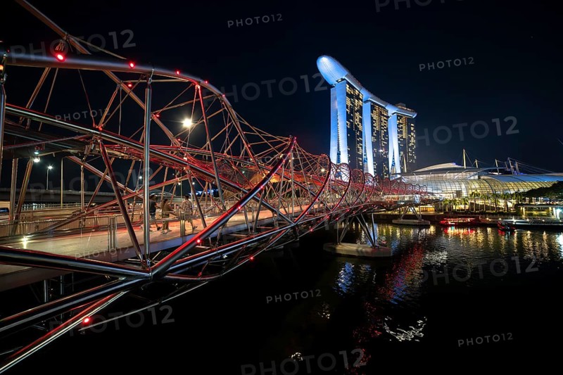 Helix Bridge, Marina Bay Sands Hotel in the background, Central Singapore District, Singapore