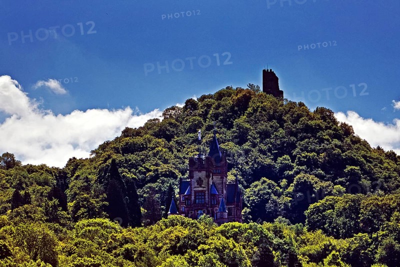 The Drachenfels mountain with Drachenburg Castle and the castle ruins, Siebengebirge, Königswinter, North Rhine-Westphalia, Germany