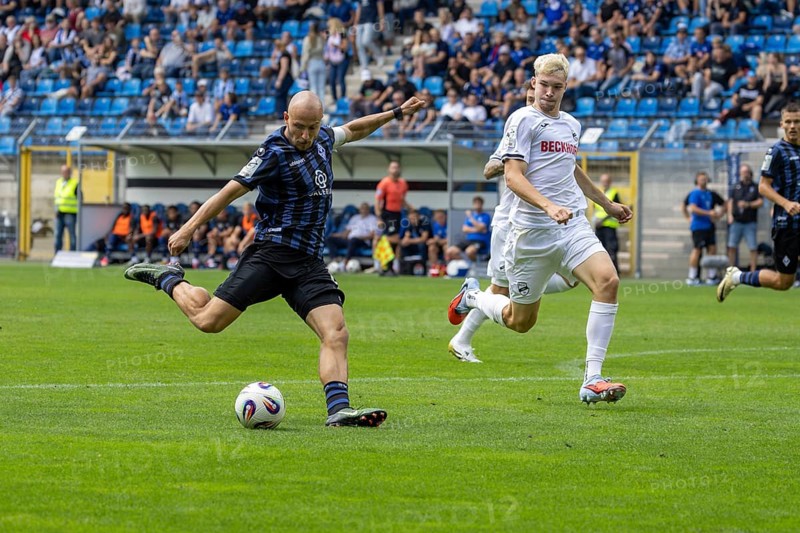 Football 3rd division, Season 2025/26, Matchday 1: Waldhof Mannheim vs SC Verl***Goal by Felix Lohkemper (9, Mannheim)