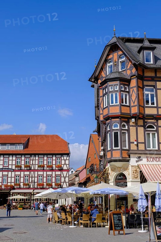 Half-timbered houses on the market square, Wernigerode, Harz, Saxony-Anhalt, Germany