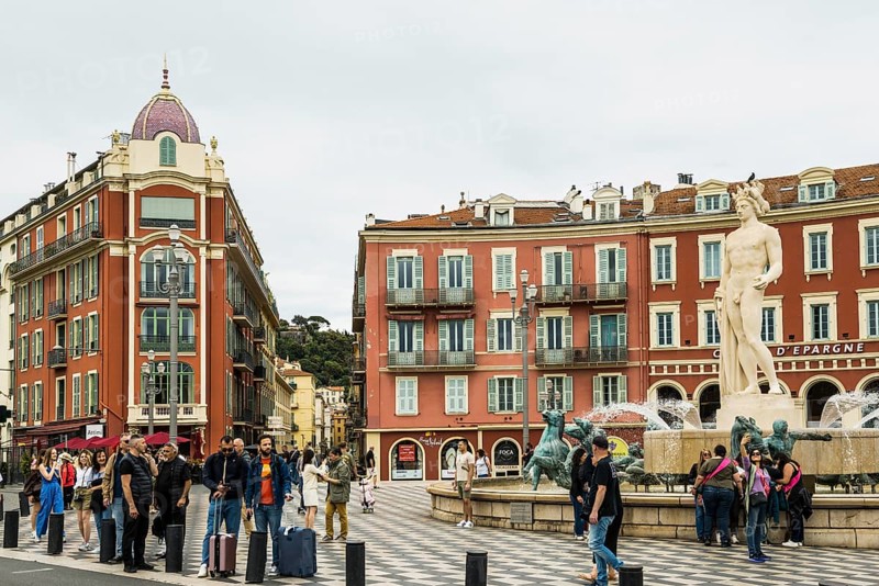 Square with classicist buildings in the old town, Place Masséna, Nice, Alpes Maritimes, Provence Alpes Cote d'Azur, French Riviera, South of France, France
