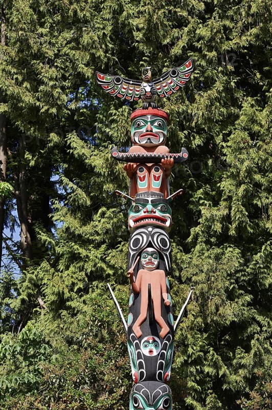 Totem Pole, Ga'akstalas Totem Pole, Stanley Park, Vancouver, British Columbia, Canada
