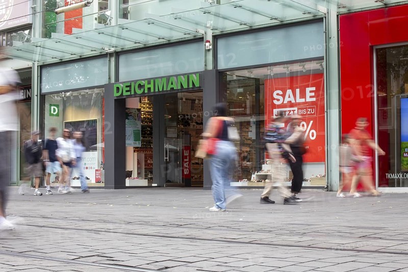 Shop of the shoe retailer Deichmann in the city centre of Mannheim