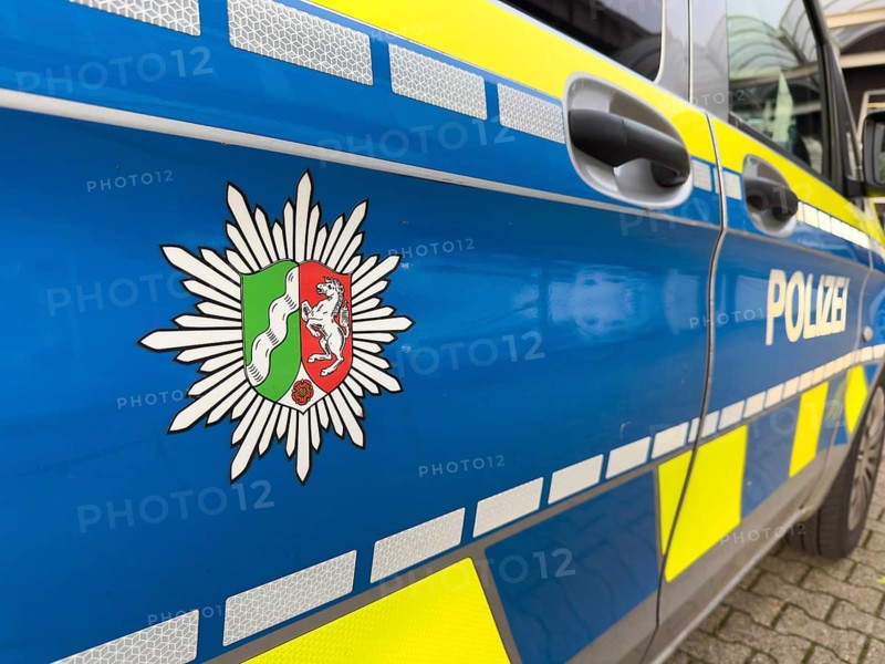 Police and state coat of arms Police coat of arms of North Rhine-Westphalia North Rhine-Westphalia on police car police car emergency vehicle patrol car, North Rhine-Westphalia, Germany