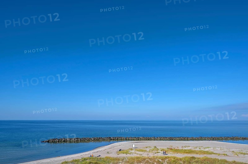 Baltic Sea beach with breakwater, Ahrenshoop, DarÃŸ, Mecklenburg-Western Pomerania, Germany