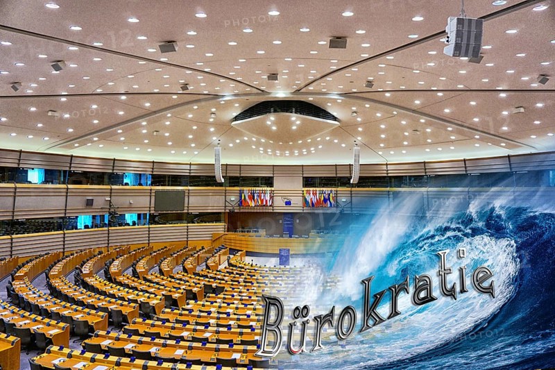 Symbolic photo, bureaucracy as a tsunami threatening the EU and Germany, EU Parliament Brussels, flood of paragraphs, European Union, jumble of laws, jumbled paths, outdated processes, dusty authorities, business government market, old-style offices, antiquated filing, analog expression, future fields of data processing, digitally removed, politics must deliver permanently new laws without meaning