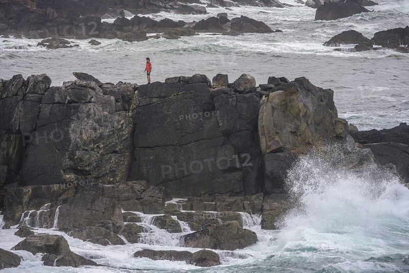 Waves blaze against cliff coast, Blasket Center Viewing Platform, Dunurlin, Kerry, Ireland