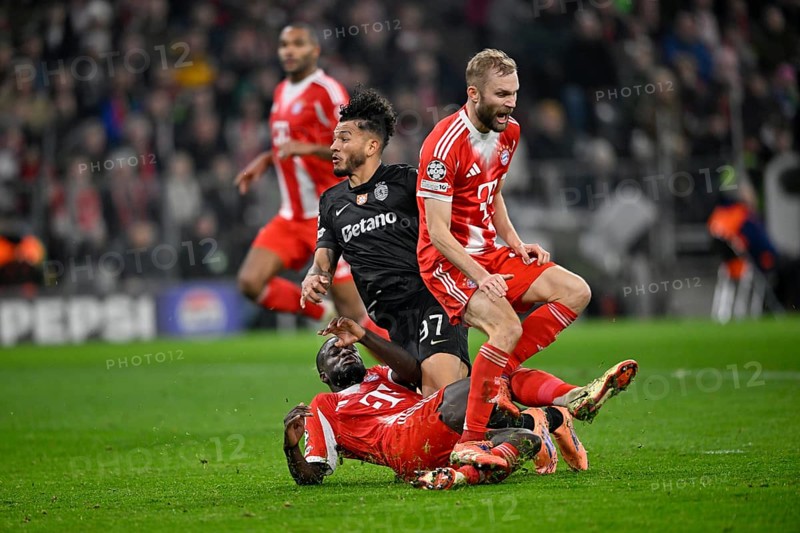 Duel, action Luis Suarez Sporting Lisbon SCP (97) against Konrad Laimer FC Bayern Munich FCB (27) Dayot Upamecano FC Bayern Munich FCB (02) behind Jonathan Tah FC Bayern Munich FCB (04) Champions League, Allianz Arena, Munich, Bavaria, Germany