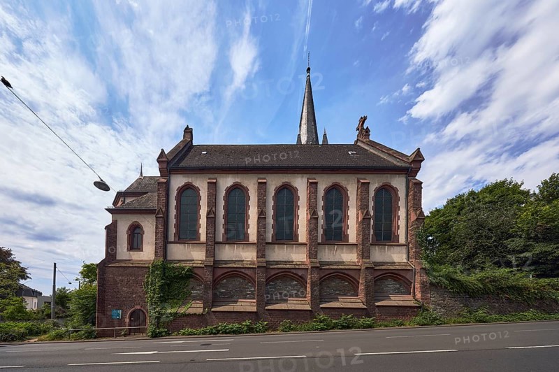 Old Catholic Church of Peace, street, road markings lanes, directional arrows, blue sky, altocumulus clouds, cumulus clouds, Schwalbacher StraÃŸe, Wiesbaden, state capital, district-free city, Hesse, Germany