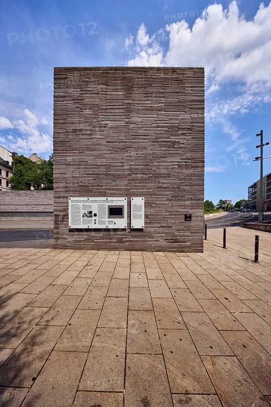 Memorial to the murdered Wiesbaden Jews, memorial, historical event, general architecture, barrier bollard, pavement made of concrete paving stones, blue sky, altocumulus clouds, cirrus clouds, CoulinstraÃŸe, Wiesbaden, state capital, district-free city, Hesse, Germany
