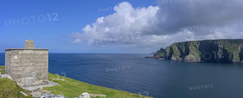 Observation post from World War II, Portacloy loop cliff walk, Muingnabo, County Mayo, Ireland