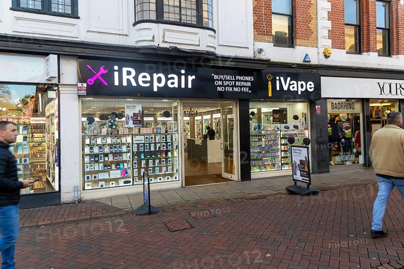 IRepair iVape shop store phone repair and vaping supplies, Tavern Street, town centre of Ipswich, Suffolk, England, UK