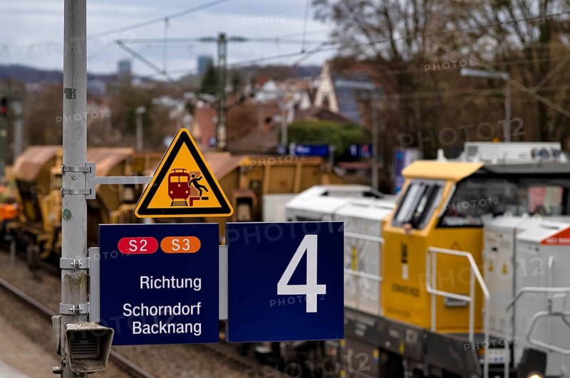 Work on the railway line, implementation of digital nodes between Waiblingen and Bad Cannstatt, line closure, construction site, for underground railway project Stuttgart 21, S21, main station, Sommerrain stop, S-Bahn S2 and S3 sign, Stuttgart, Baden-WÃ¼rttemberg, Germany