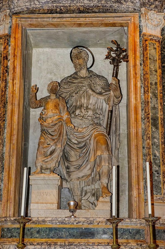 Statue sculpture of Iesu Infant Jesus and Saint Joseph S. Iosep with halo by Vincenzo De Rossi in San Giuseppe da Terrasanta chapel in ancient Roman temple Pantheon di of Agripppa, Catholic church Basilica of Santa Maria ad Martyres since 609 AD, Rome, Lazio, Italy