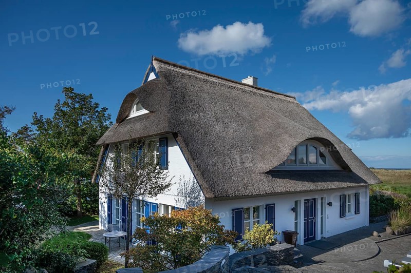 Private thatched house, Ahrenshoop, DarÃŸ, Mecklenburg-Western Pomerania, Germany