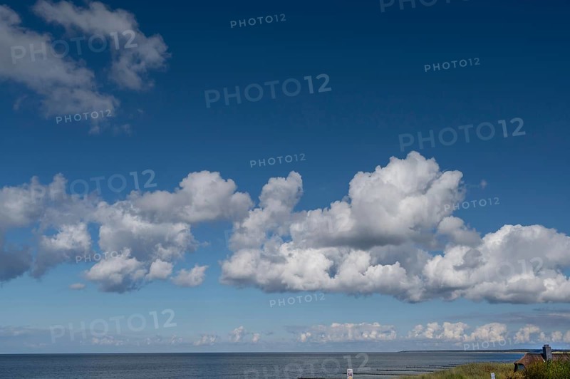 Heap clouds (cumulus) over the Baltic Sea, Ahrenshoop, Mecklenburg-Western Pomerania, Germany
