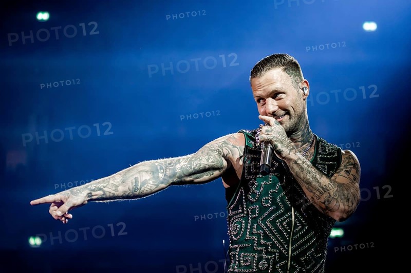 Kontra K live on eyes dreaming hearts see tour in Berlin's Uber Arena on 27.11.2025